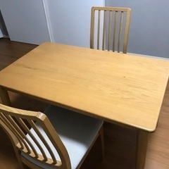【受付終了】ダイニングテーブルセット(椅子2脚)