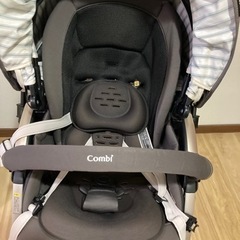 お値下げしました》コンビ ベビーカー アンブレッタ4キャス エッグショック