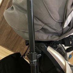 お値下げしました》コンビ ベビーカー アンブレッタ4キャス エッグショック