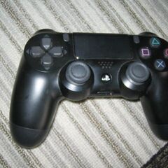 さらに値下げしました　PS4　初期設定済　プレーステション　PlayStation4　ジェットブラック　５００GB　コントローラ　セット