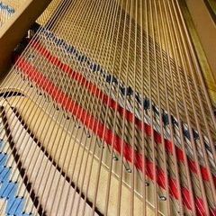 中古グランドピアノ　KAWAI(カワイ) CA40A-LOUIS VUITTON(ルイヴィトン) キャリーバッグ銀座店購入品