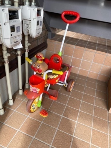 【値下げ中】アンパンマン三輪車