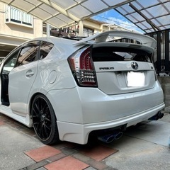 プリウス　30  リアスポイラー