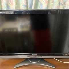 SHARP AQUOS 世界の亀山ブランド　32型テレビ