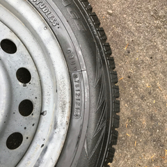 アイスフロンテージ　2021年　４本　冬タイヤ