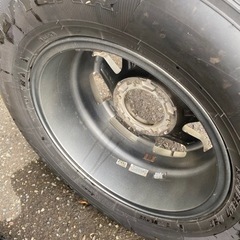 スタッドレスタイヤ　17インチ　プラド150系後期にて使用