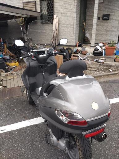 ピアジオMP3ie 3輪バイク 250cc
