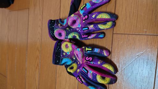 Motelworks DELIGHT:E ホワイト 16インチ+ヘルメット+グローブ【BMX 
