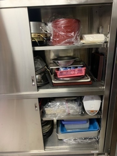 サンウェーブ 厨房ステンレス食器棚