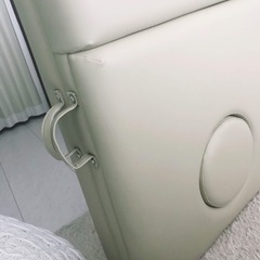 SOLD OUT】リクライニングベッド+特大タオルシーツ+施術者イス×2