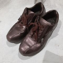 YONEX茶系革靴24.5センチ●