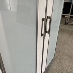 【美品/清掃済み】ニトリ 食器棚 カウンターポスティア 120 WH お洒落 強化ガラス戸 スライド収納 多収納 スムーズスライドレール 作業カウンター