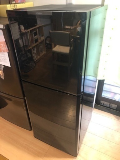 【MITSUBISHI】冷蔵庫　ブラック　右開き