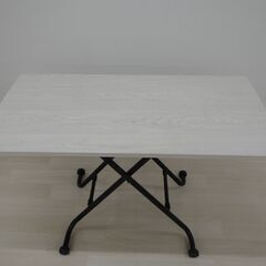 テーブル  （小金井市再生家具）品番：10-03-15 
