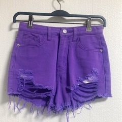 紫のショートパンツ(決まりました！)