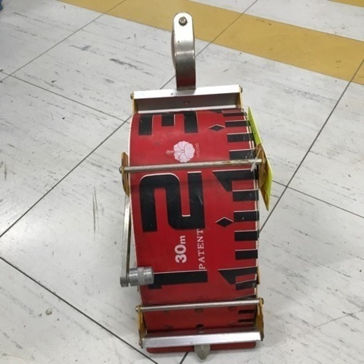中古品△ハイビスカス 　紅白ロッド120mm幅　30ｍ長さ　ケース付き