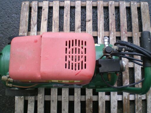 ☆ エアーコンプレッサー AA-15-30 1.5馬力 30ℓ オイルレス