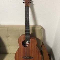 人気のアヌエヌエミニギター（中古）