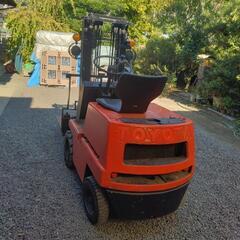 トヨタ小型ディーゼルフォークリフト
