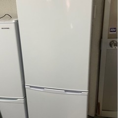 配送可能　高年式　アイリスオーヤマ ノンフロン冷凍冷蔵庫162L...