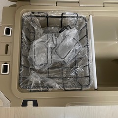 未使用　アイスランド　45QT  クーラーボックス　サンド