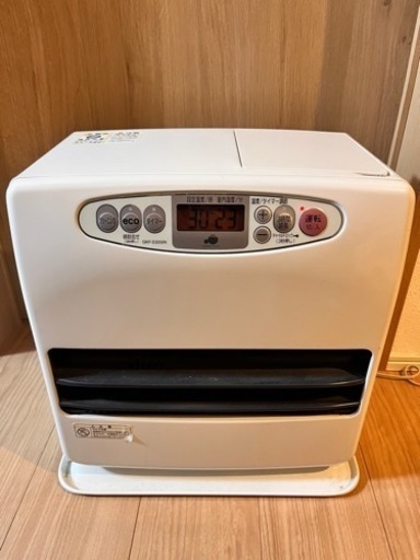 【お譲り先決まりました】グリーンウッド　石油ファンヒーター