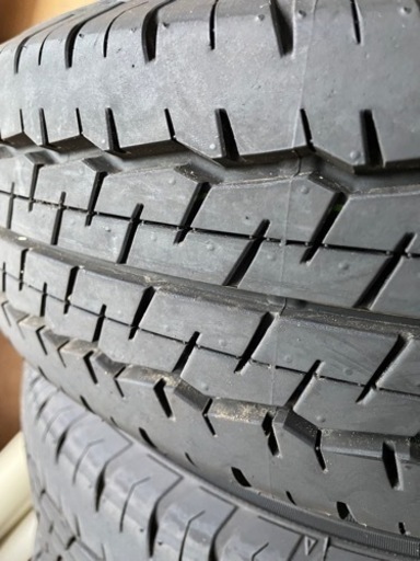 ハイエース ホイール付きタイヤ 新車外し | drleonardocatizani.com.br