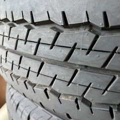 ハイエース　ホイール付きタイヤ　新車外し