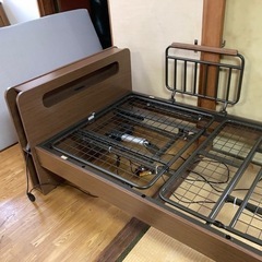 【今年4月購入お値打ち品】ニトリ　電動ベッド　ライズ2 2M-C M