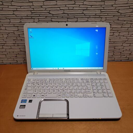 東芝 dynabook T552/58GW Core i7搭載ノートPC