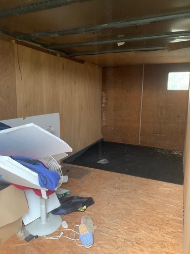 2トントラックのアルミの箱 最終値下げ