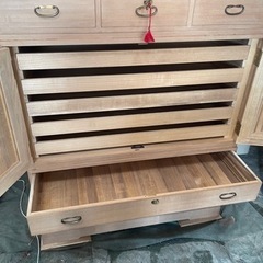 高級 鍵付き 桐タンス 