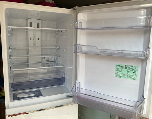 RKGRE-988】特価！三菱/330L 3ドア冷凍冷蔵庫/MR-CX33E-W/中古品/2020