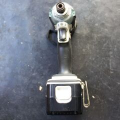 マキタ　インパクトドライバー　TD137 14.4V 4A バッテリー2個 充電器 ケース付き