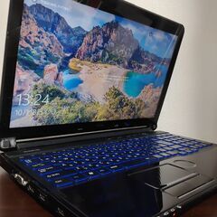 富士通黒 高性能 4コア8スレッド版 Corei7搭載 高速SSD240G メモリ8G CD/