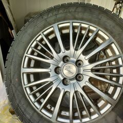 中古　スタッドレスタイヤ　スタッドレス　2019年製　 205/55R/16　 ホイール美品×4本 2シーズン使用しましたがあまり走行してないので 超美品