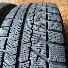 極上タイヤ　BRIDGESTONE ブリヂストン　ブリジストン　VRX 215/65R16 スタッドレス タイヤ　2017年製　16インチ