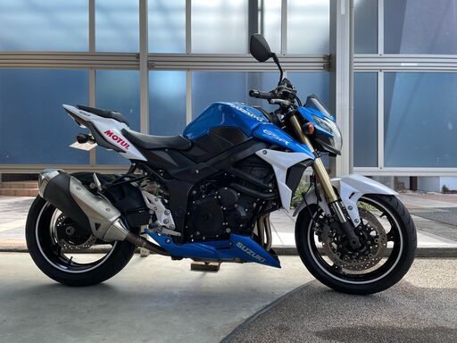 スズキ　GSR750 車検自賠責ETC付