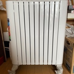 【取引決定】デロンギ ベルカルドオイルヒーター