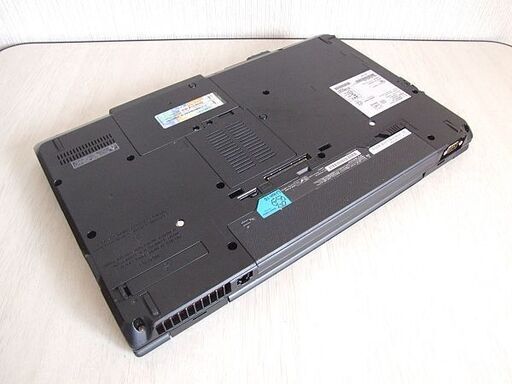 高速SSD240GB搭載 第三世代 Core i5 3340M FUJITSU LIFEBOOK E752/F