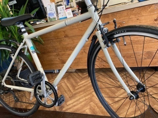 自転車 【アルミフレーム】7段変速 700×28c クロスバイク マットホワイト