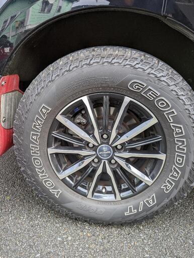 デリカD5　225/75r/16 ヨコハマ　ジオランダーA/T