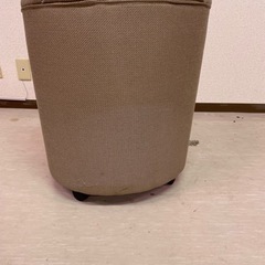 オーダーメイド椅子　８脚（キャスター付き）