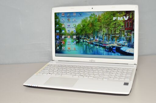 最新Windows11+office 富士通 LIFEBOOK AH42/R PENTIUM/メモリ8GB/HDD500GB/15.6インチ/DVDマルチ/USB3.0/Webカメラ/便利なソフト多数