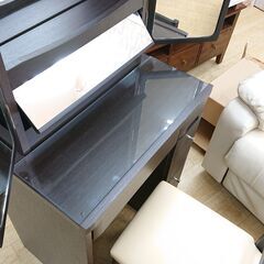 ニトリ NITORI 三面鏡ドレッサー スツール付き 引出し4個 収納式アンダーミラー付き ダークブラウン 木目模様 参考価格30454円■横幅61cm×奥行40cm×高さ147㎝■近隣配送無料 買取帝国 朝霞店