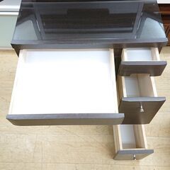 ニトリ NITORI 三面鏡ドレッサー スツール付き 引出し4個 収納式アンダーミラー付き ダークブラウン 木目模様 参考価格30454円■横幅61cm×奥行40cm×高さ147㎝■近隣配送無料 買取帝国 朝霞店