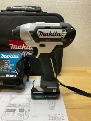 中古 マキタ　TD110D 10V 充電式 インパクトドライバ　セット