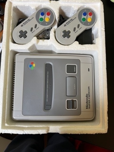 美品    スーパーファミコン ➕カセット6個