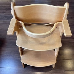 木製幼児用テーブル付き椅子