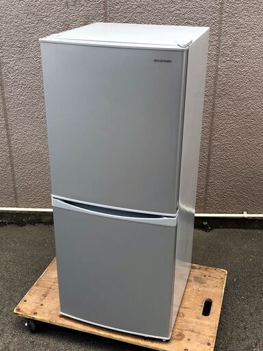 ⑲【税込み】美品 アイリスオーヤマ 142L 2ドア冷蔵庫 IRSD-14A-S シルバー 52L大容量冷凍室 2021年製【PayPay使えます】